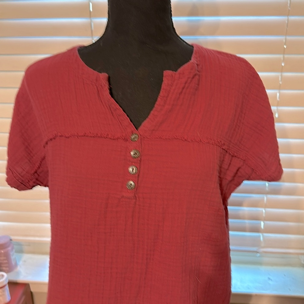 Maroon shirt PM